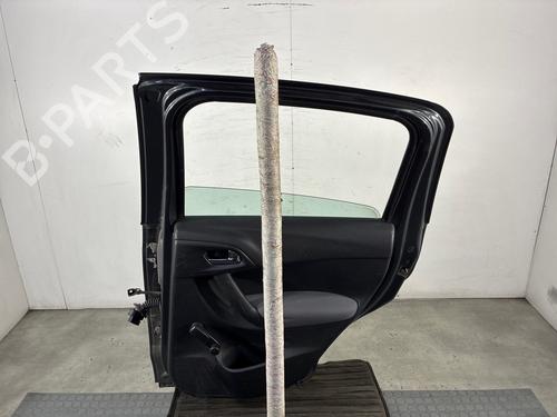 Dør højre bagtil Dør højre bagtil CITROËN C3 II (SC_) 1.4 (73 hp) 36364071 36364071