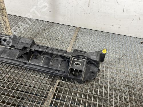 Used Crossmember Crossmember 32854203 32854203