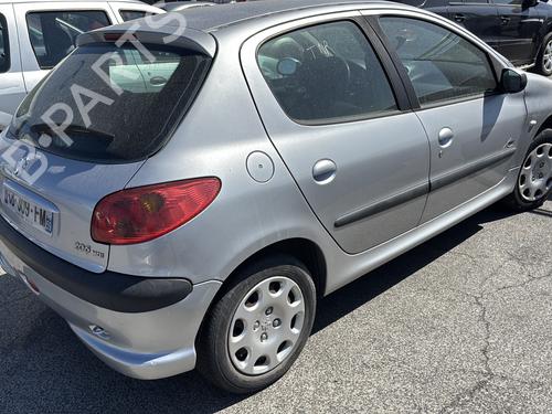 Horn PEUGEOT 206 Hatchback (2A/C) 1.4 HDi eco 70 | BP30878479E13