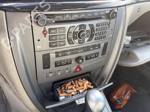 Left headlight CITROËN C5 II (RC_) 2.2 HDi | BP30181056C28