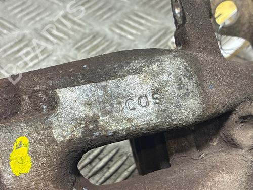 Used Right rear brake caliper Right rear brake caliper PEUGEOT 308 I (4A_, 4C_) 1.6 HDi (90 hp) 39653777 39653777