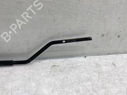 Used Front windshield wiper arm RENAULT MEGANE IV Grandtour (K9A/M/N_) 1.2 TCe 130 (K9MR) (130 hp) 19955011