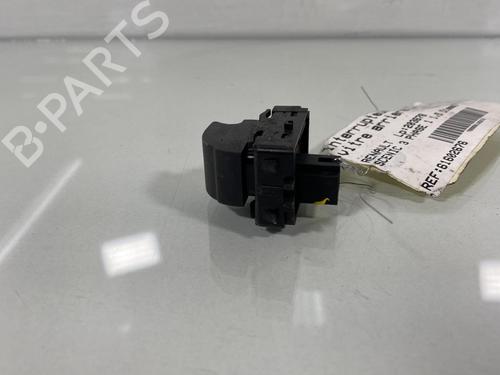 Used Right rear window switch Right rear window switch RENAULT SCÉNIC III (JZ0/1_) 1.5 dCi (110 hp) 20010024 20010024