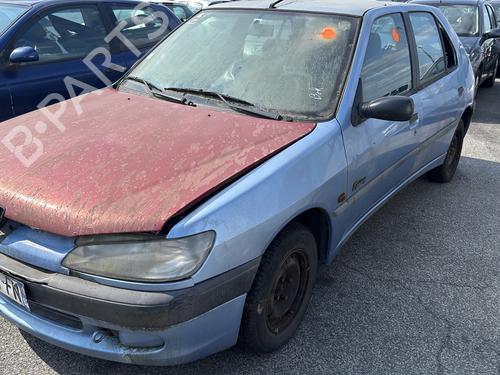 Used Parts PEUGEOT 306 Hatchback (7A, 7C, N3, N5) 1.4 (75 hp) 4373473