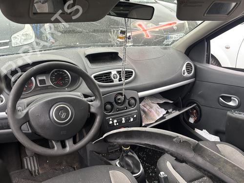 Luce targa RENAULT CLIO III (BR0/1, CR0/1) 1.5 dCi (C/BR0G, C/BR1G) | BP30864051I40