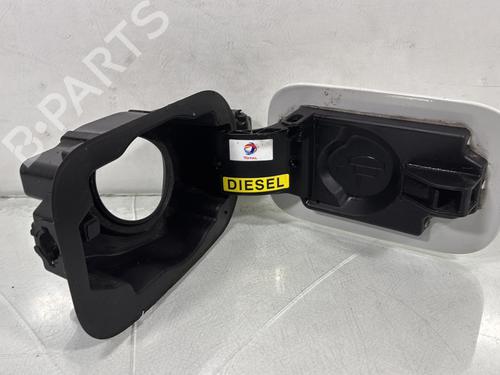 fuel-flap-peugeot-508-sw-i-8e_-2010-2011-2012-2013-2014-2015-2016-2017-2018-31212898 main image