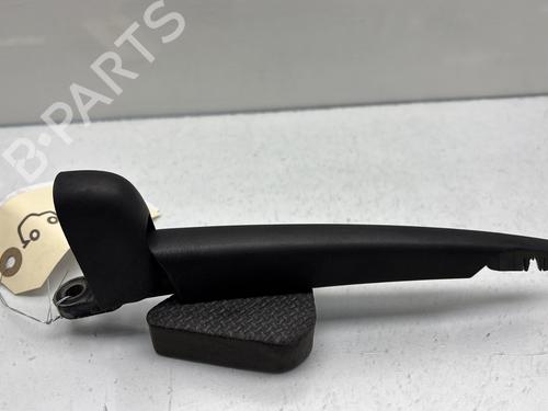 Used Rear windshield wiper arm RENAULT MEGANE II (BM0/1_, CM0/1_) 1.5 dCi (BM02, BM13, BM2A, CM02, CM13) (101 hp) 31160255