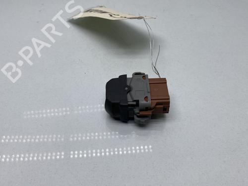 Used Right front window switch RENAULT CLIO III (BR0/1, CR0/1) 1.5 dCi (BR17, CR17) (86 hp) 26212583
