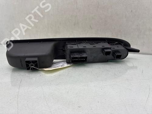 Used Left front window switch Left front window switch 37452215 37452215