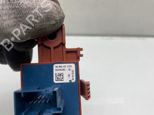 Switch PEUGEOT 508 SW I (8E_) 2.0 HDi RXH Hybrid4 | BP28797816I30