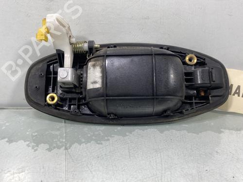 Rear left exterior door handle HYUNDAI SANTA FÉ I (SM) 2.0 CRDi 4x4 | BP31281667C130