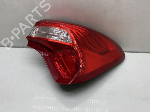Used Right taillight DS DS 5 (KF_) 2.0 BlueHDi 180 (180 hp) 31189544