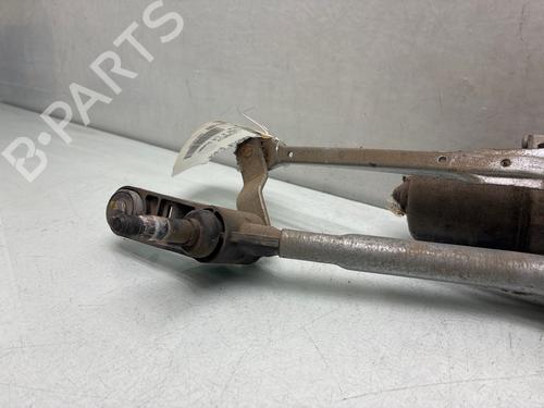 Used Front wiper motor Front wiper motor RENAULT CLIO III (BR0/1, CR0/1) 1.5 dCi (C/BR0G, C/BR1G) (68 hp) 39653594 39653594