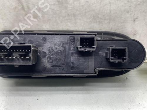 Used Left front window switch CITROËN C3 II (SC_) 1.6 HDi (92 hp) 19969118