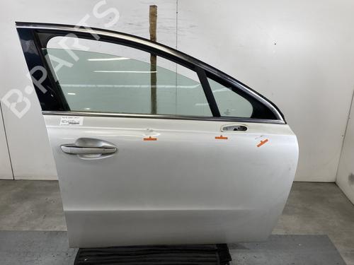 Used Right front door PEUGEOT 508 I (8D_) 2.2 HDi (204 hp) 23769623