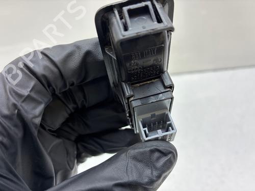 Right front window switch VW TRANSPORTER T5 Van (7HA, 7HH, 7EA, 7EH) 2.0 TDI | BP38051779I26 - Image 2