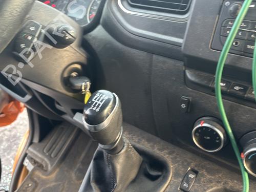 Shift knob RENAULT MASTER III Van (FV) 2.3 dCi 135 FWD (FV0N, FV08, FV06, FV00, FV1S) | BP33711312I34 - Image 17