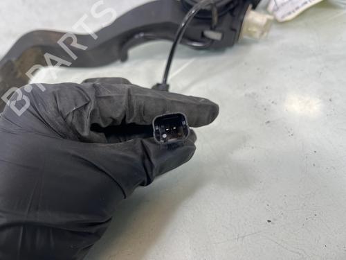 Pedal Pedal PEUGEOT 307 (3A/C) 1.6 HDi (90 hp) 34243028 34243028