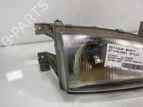 Right headlight HYUNDAI ACCENT I (X-3) 1.3 i 12V | BP20183458C29 