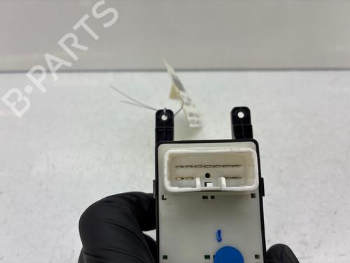 Left front window switch HYUNDAI i20 I (PB, PBT) 1.2 | BP38448517I27 - Image 4