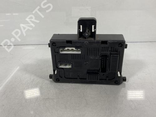 Used Fuse box Fuse box RENAULT CLIO III (BR0/1, CR0/1) 1.5 dCi (C/BR0G, C/BR1G) (68 hp) 20182681 20182681