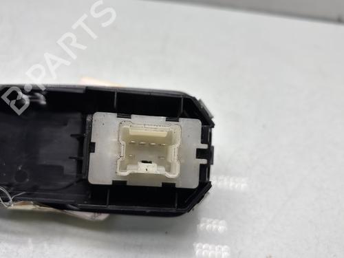 Used Right front window switch Right front window switch NISSAN PRIMASTAR Van (X82) 2.0 dCi 150 (150 hp) 32297232 32297232