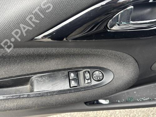 Right front window switch CITROËN DS3 (SA_) 1.6 HDi 90 | BP38092679I26 - Image 35