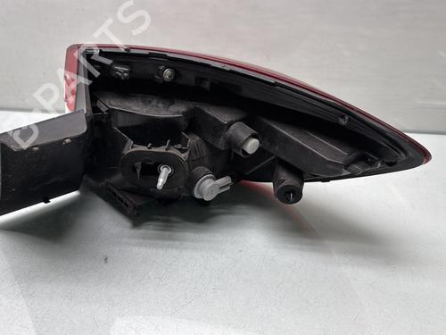 Venstre Baklys RENAULT CLIO V (B7_) 1.3 TCe 130 (B7MF) | BP32292563C34