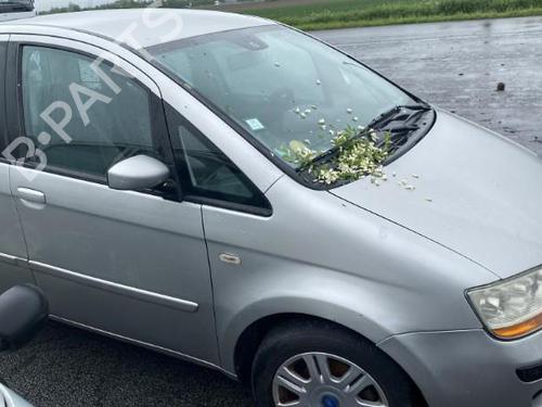 Brugte FIAT IDEA (350_)  1.4 16V  4641163