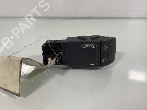 Used Switch Switch RENAULT TWINGO II (CN0_) 1.5 dCi (CN0E) (64 hp) 19984357 19984357