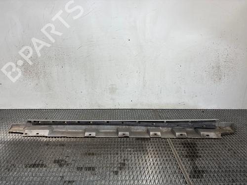 Used Left sideskirt Left sideskirt 37723515 37723515