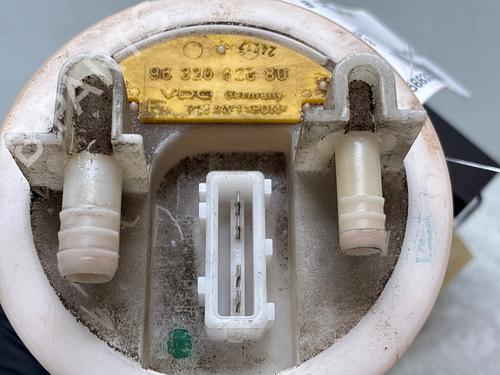 Used Fuel pump Fuel pump 33659198 33659198