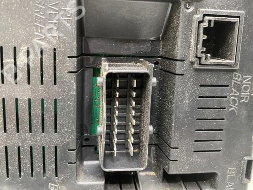 Fuse box CITROËN C4 Picasso I MPV (UD_) 1.6 HDi 110 | BP28519333E1 