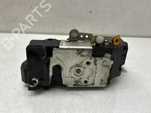 Højre bagtil lås Højre bagtil lås FORD FUSION (JU_) 1.4 TDCi (68 hp) 33830581 33830581