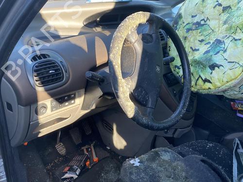 Right headlight CITROËN XSARA PICASSO (N68) 2.0 HDi | BP19969613C29 