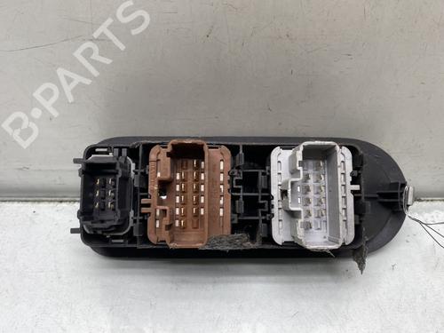 Left front window switch RENAULT MEGANE II Estate (KM0/1_) 1.5 dCi (KM02, KM13) | BP31804583I27