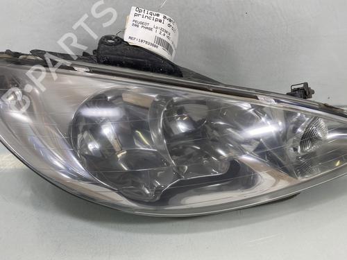 Used Right headlight PEUGEOT 206 Hatchback (2A/C) 2.0 HDI 90 (90 hp) 27632817