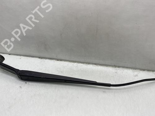 Used Front windshield wiper arm MITSUBISHI MIRAGE / SPACE STAR VI Hatchback (A0_A) 1.2 (A03A) (80 hp) 26527790