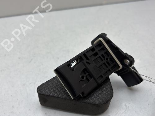 Used Mass air flow sensor Mass air flow sensor RENAULT MEGANE IV Hatchback (B9A/M/N_) 1.6 dCi 130 (B9A4) (130 hp) 32984716 32984716