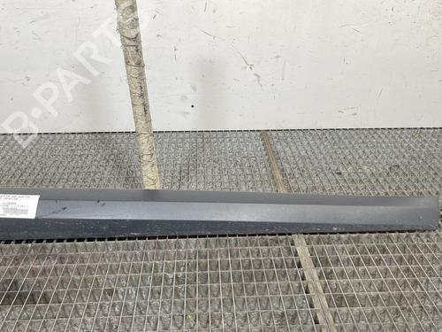 Used Door moulding trim RENAULT MEGANE III Hatchback (BZ0/1_, B3_) 1.5 dCi (BZ09, BZ0D, BZ1W, BZ29, BZ14) (110 hp) 29707594