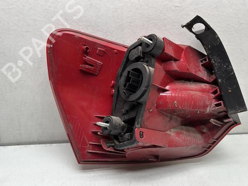 Right taillight CITROËN C5 III (RD_) 1.6 HDi 110 (RD9HZC) | BP28125141C35 