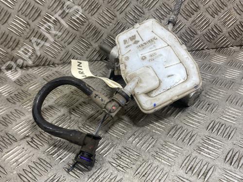 Hovedbremsecylinder RENAULT MASTER III Van (FV) 2.3 dCi 135 FWD (FV0N, FV08, FV06, FV00) (136 hp) 27988872