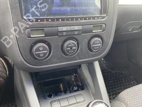 Left taillight VW JETTA III (1K2) 1.9 TDI | BP25758743C34  - Image 24