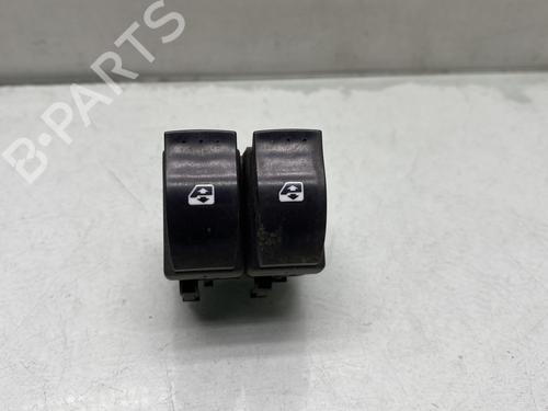 Used Left front window switch RENAULT TRAFIC II Van (FL) 1.9 dCi 80 (FL0B) (82 hp) 31205775