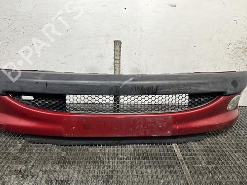 Used Front bumper PEUGEOT 206 Hatchback (2A/C) 1.4 i (75 hp) 31928477