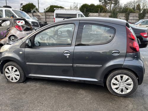 Front left belt tensioner PEUGEOT 107 (PM_, PN_) 1.0 | BP27876489C87 