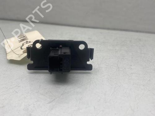 Used Warning switch Warning switch PEUGEOT 307 CC (3B) 2.0 HDi 135 (136 hp) 20021585 20021585