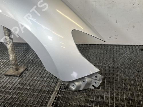 Used Right front fenders Right front fenders MAZDA 5 (CR) 2.0 CD (CR19) (143 hp) 36008355 36008355