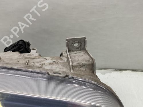 Right headlight HYUNDAI TRAJET (FO) 2.0 CRDi | BP21005000C29 