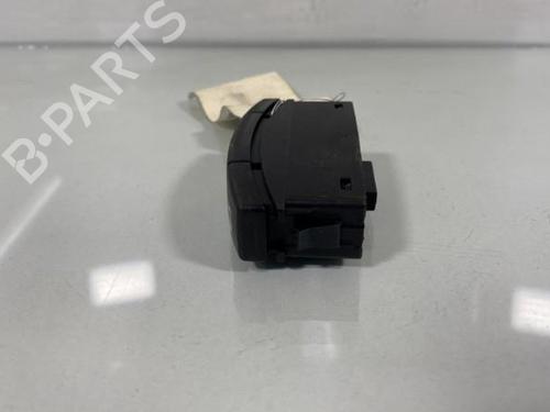 Used Warning switch Warning switch BMW 1 (E87) 118 d (143 hp) 20011821 20011821